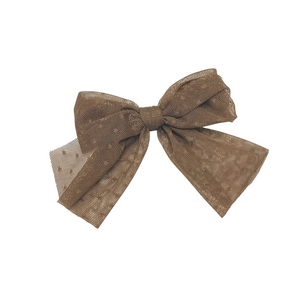 Lace bow in coffee