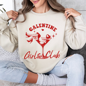 Galentine's Girls Club Crewneck Sweatshirt, Womenswear Valentine's Day Soft Printed Sweatshirt, Cozy Love Day Oversized Top