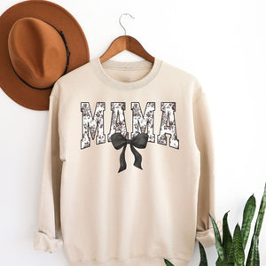 Floral Mama in Black Sweatshirt, Womenswear Soft Printed Crewneck, Booklover Trendy Cozy Oversized Top