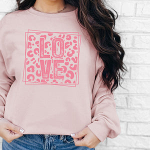 Leopard Love Crewneck Sweatshirt, Womenswear Valentine's Day Soft Printed Sweatshirt, Cozy Love Day Oversized Top