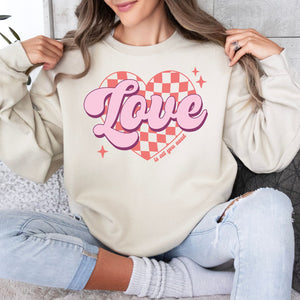 Love is All You Need Crewneck Sweatshirt, Womenswear Valentine's Day Soft Printed Sweatshirt, Cozy Love Day Oversized Top