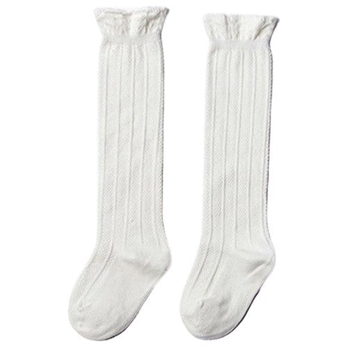 Cable knit socks in white